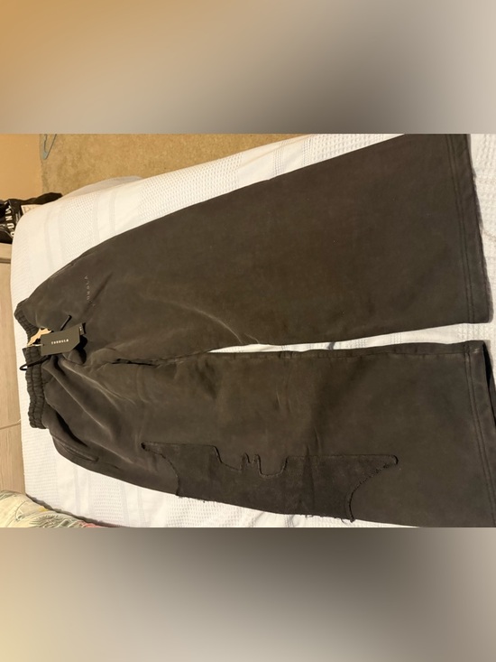 YoungLA Black Sweatpants with Bat Applique - Picture 3 of 4